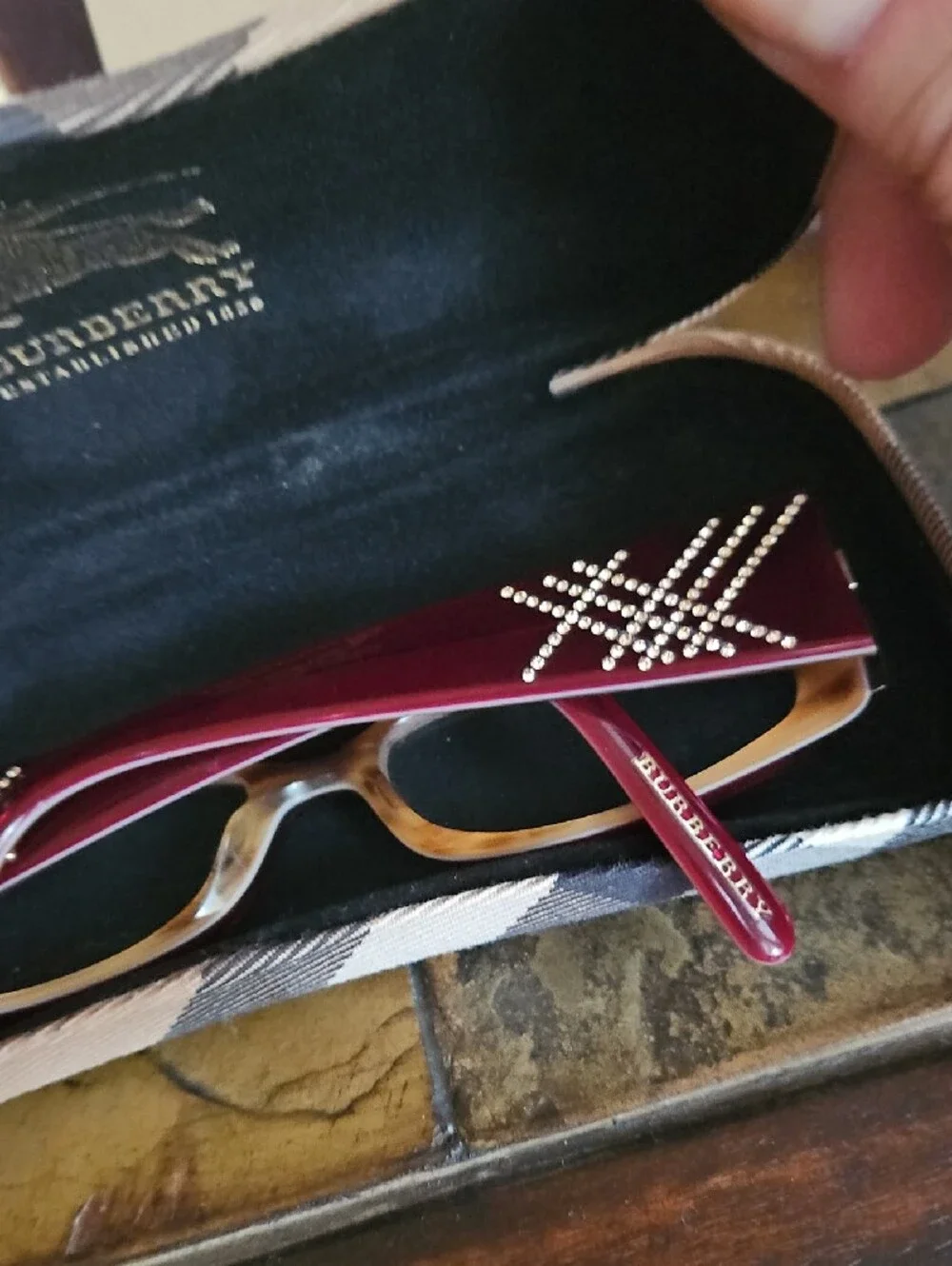 Burberry Burgundy Crystal-Stud -0.50/-0.75 Glasses.